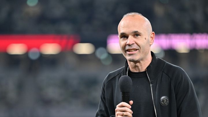 40歳イニエスタ、現役引退。愛弟子だった日本人FWもいいね