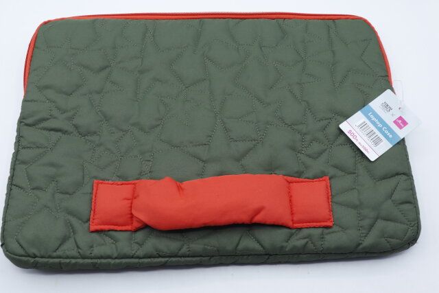 ダイソー パソコンケース Laptop Case 商品タグ