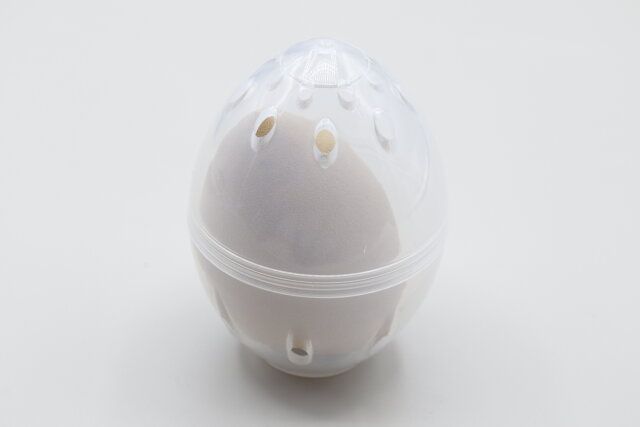 キャンドゥのメイクスポンジケースの使用例