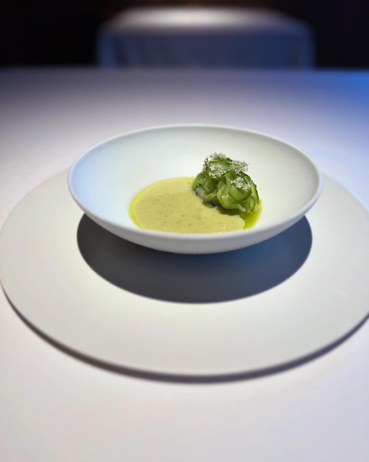 島原の風土、四季を感じる食材を、洗練されていながら温かみも感じるイタリア料理へと昇華させる。