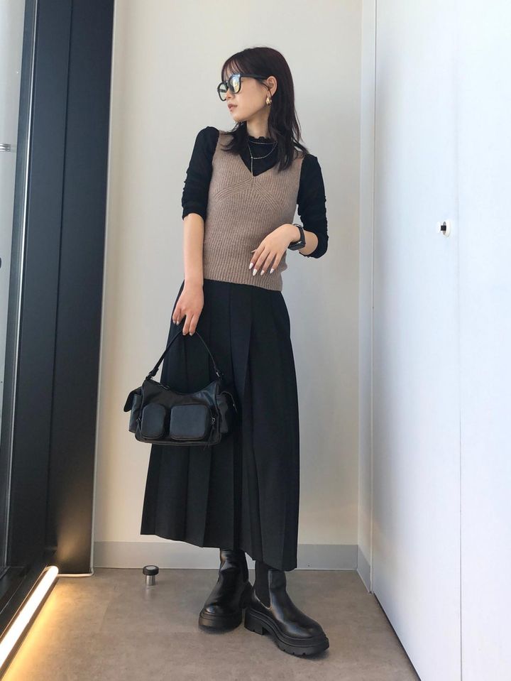 画像2: 出典：GU