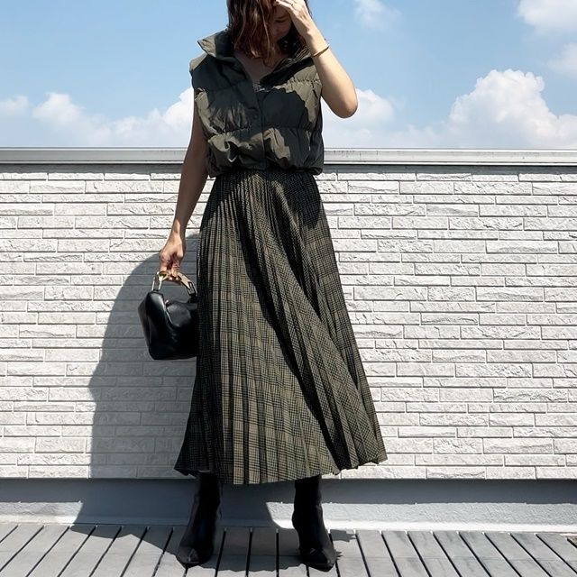 UNIQLO：C「プリーツロングスカート」