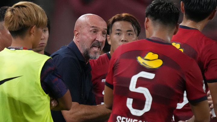 4位なのに…Jリーグ屈指の名門が監督と強化責任者を電撃解任したワケ