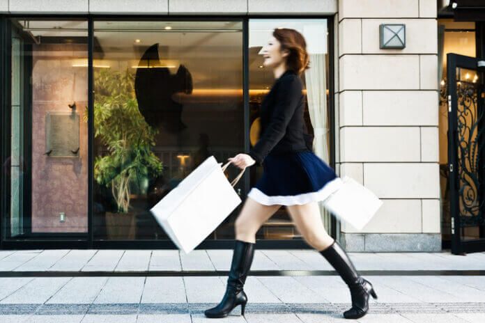 当てはまったら危ない…‼ 浪費癖のある人と交際する危険性と見極め方4選