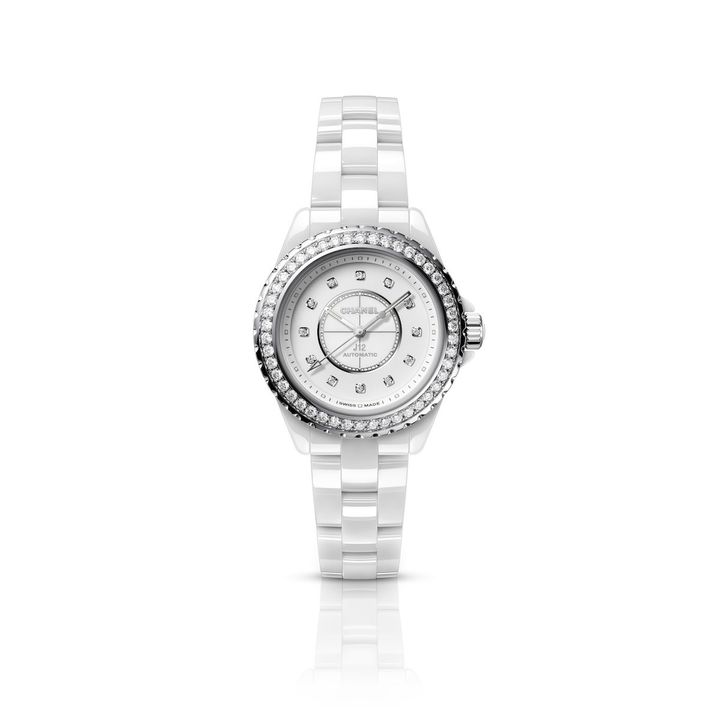 「J12 キャリバー 12.2」ウォッチ（高耐性セラミック×SSケース×ダイヤモンド、ケース径33mm、自動巻き）￥2,816,000