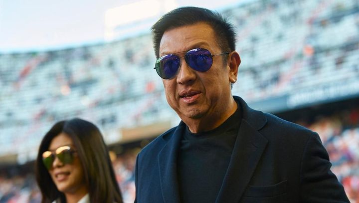 悪夢の新婚旅行…サッカーファンの新郎新婦がハネムーン先のシンガポールで逮捕されたワケ