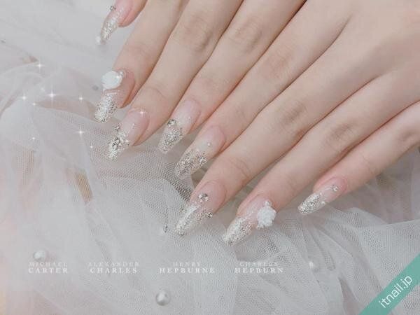 Fionaが投稿したネイルデザイン [photoid:I0130546] via Itnail Design (741117)