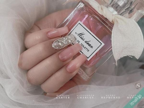 Fionaが投稿したネイルデザイン [photoid:I0130552] via Itnail Design (741084)