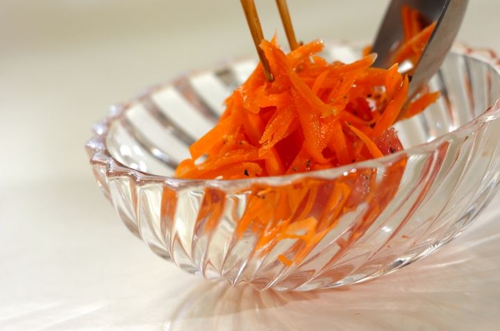 ニンジンとグレープフルーツのサラダの作り方1