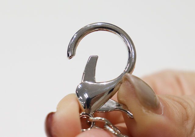 ダイソー ペアキーホルダー（ミッキー／ミニー） カニカン