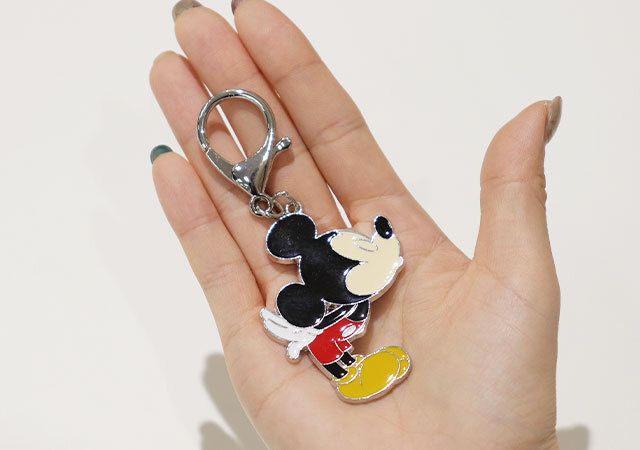 ダイソー ペアキーホルダー（ミッキー／ミニー）