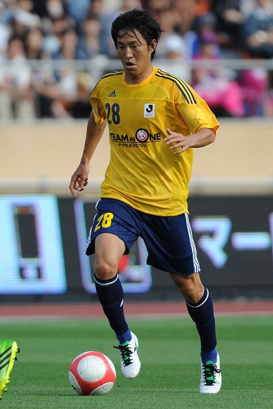 日本代表以外にも！欧州サッカークラブで「10番」を背負った日本人選手たち