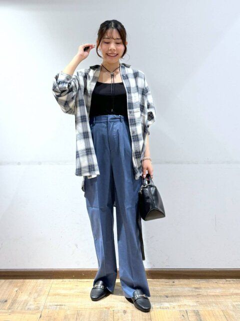 グローバルワークのウツクシルエットDRYワイドパンツ