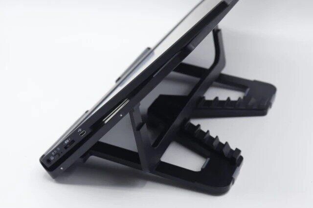 ダイソー 6段調節タブレットスタンド 使用例