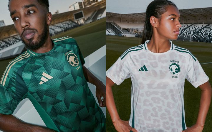日本代表と対戦！サウジアラビアに2つの最新ユニフォーム登場 白のアウェイは「まさかのヒョウ柄」に
