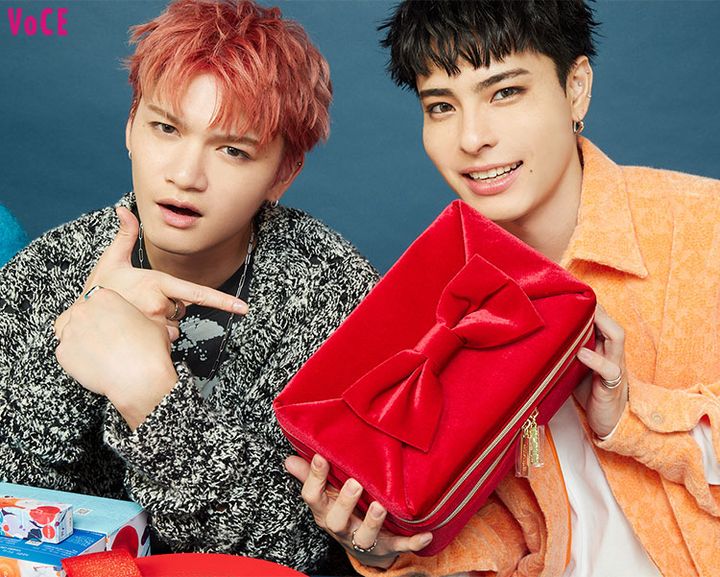 スキンケアもメイクも欲張れちゃう 豪華なエスティーローダーをまず開封（RYOJIさん、SUZUKIさん）