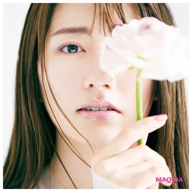 エレガンス ラズル アイカラーを使ったおすすめメイクのやり方_エレガンス ラズル アイカラー 22を使ったメイク