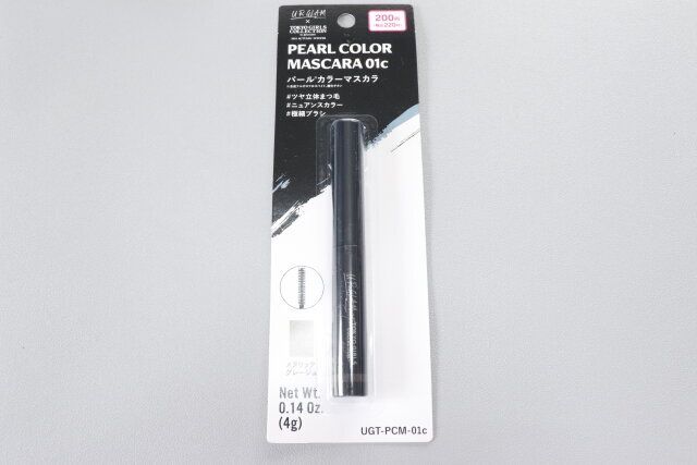 ダイソーのUGT パールカラーマスカラ 01cのパッケージ