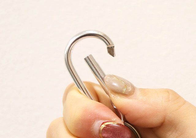 ダイソー アルミボトル（カラビナ付、550mL） カラビナ