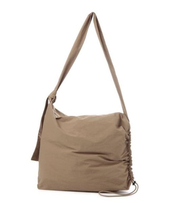 画像4: 出典：.st