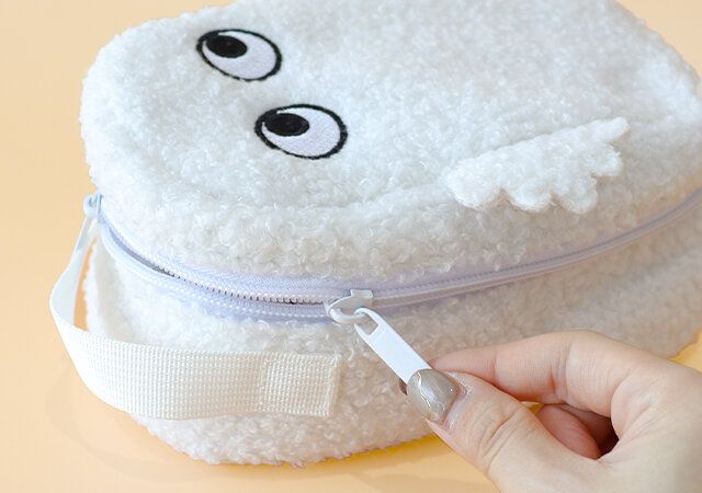 宝島社ムーミンのムック付録のニョロニョロポーチ5