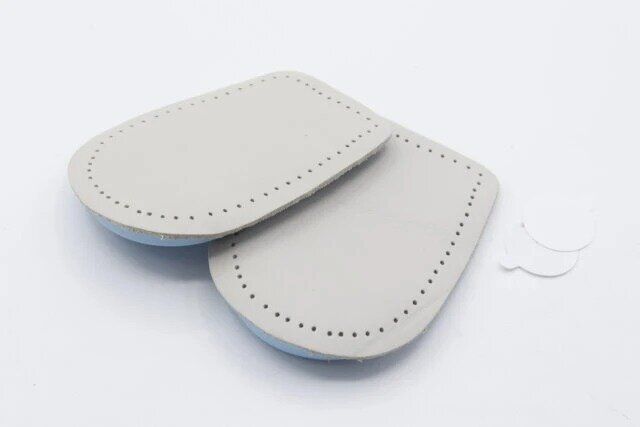 ダイソー 牛革パッド（メンズ、かかと用）