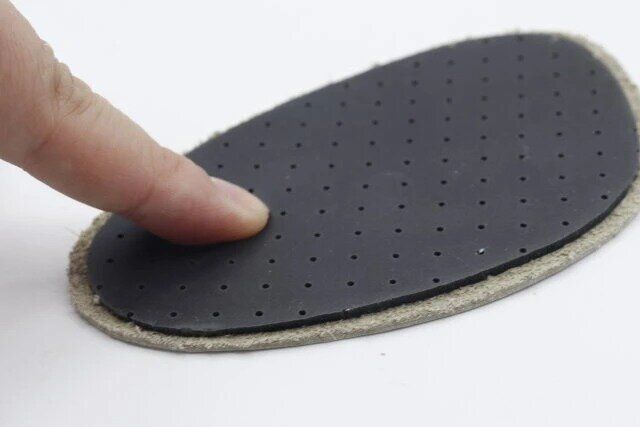 ダイソー 牛革パッド（メンズ、つま先用） 裏面