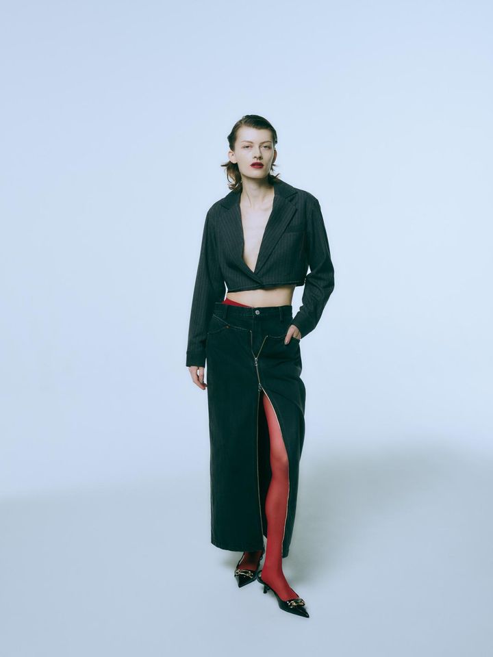 画像: 「LONG ZIP LAYERED D SKIRT」￥46,200 出典：デンハム