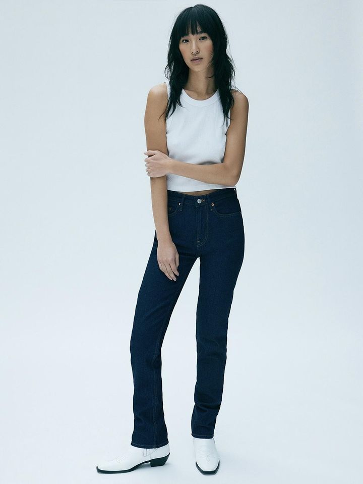 画像: スリムなストレートシルエットの「MIZUKI」。※参考画像 出典：デンハム