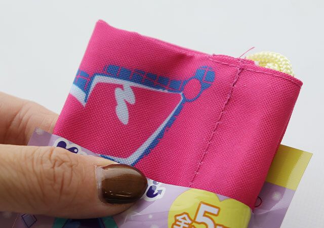 ダイソーのピンクの40323 プチ巾着 KU カラフル