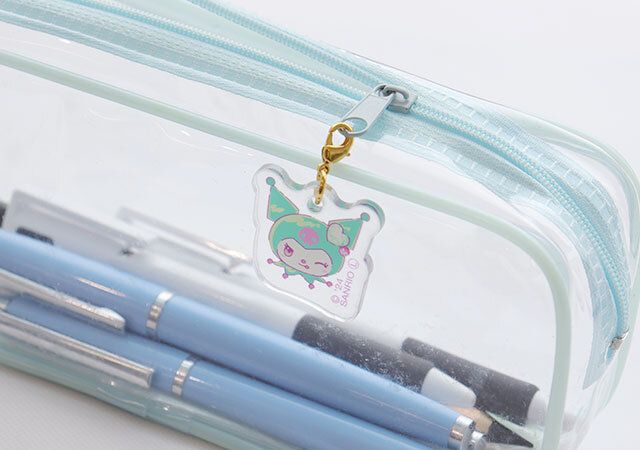 ダイソーのキュートな40352 アクリルチャーム KU カラフル