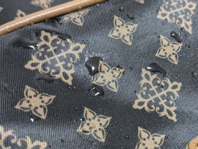 スクエアショルダーバッグ撥水加工