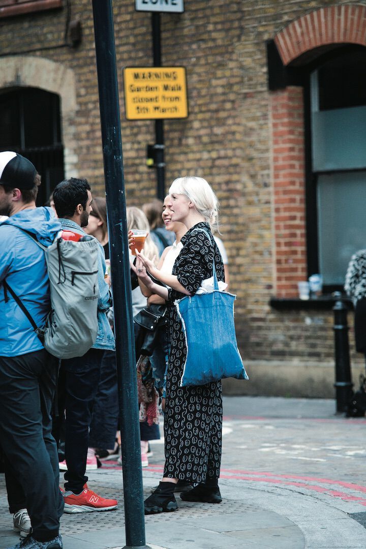 秋本番コーデはボーダーや秋らしい色合いが人気【ロンドンガールの一週間コーデ】