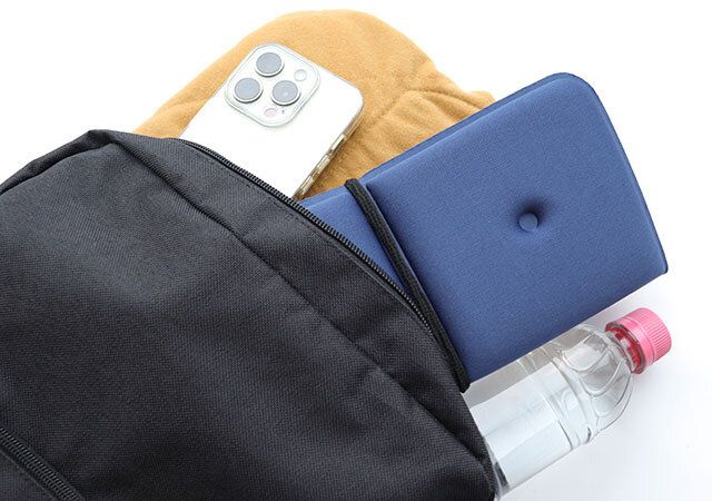 キャンドゥ 低反発レジャークッション コンパクト