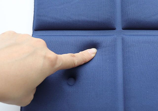 キャンドゥ 低反発レジャークッション ハード面