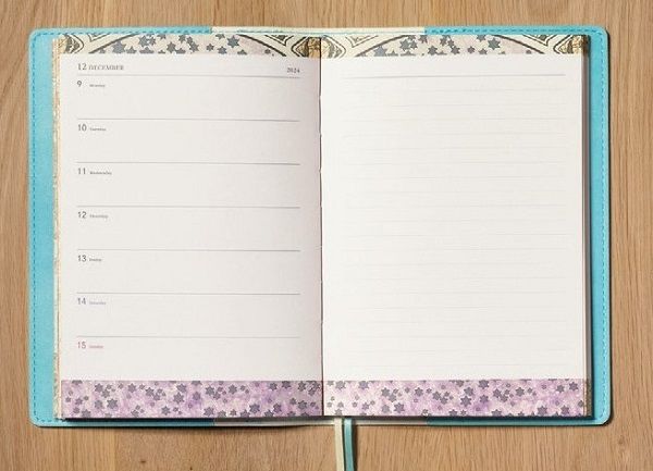 グロー付録 ミュシャのスケジュール帳 ウィークリーのデザイン