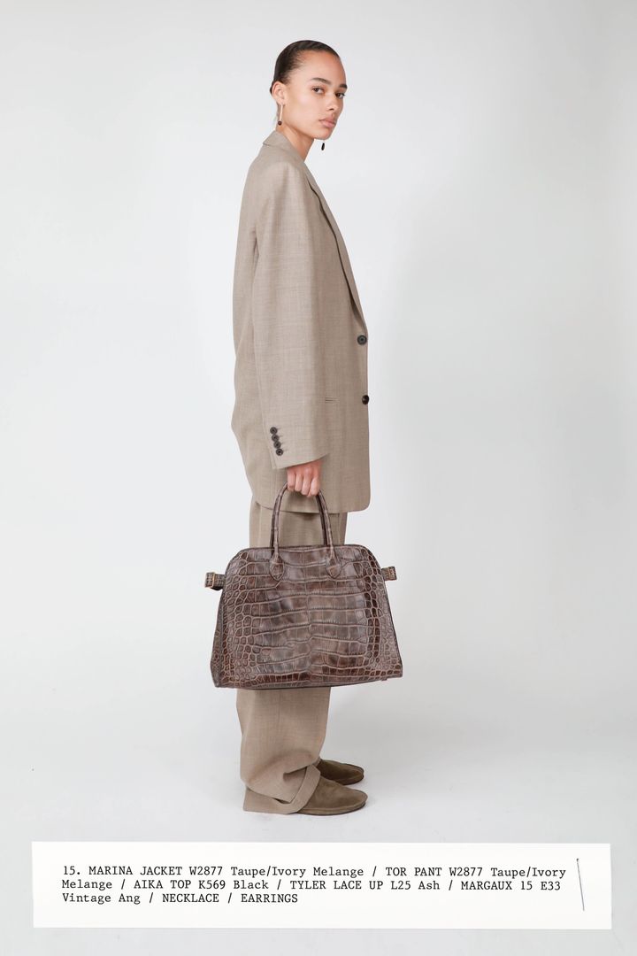 ザ・ロウ 2024年春夏コレクションより。