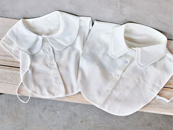 読者私物の白い付け襟２点