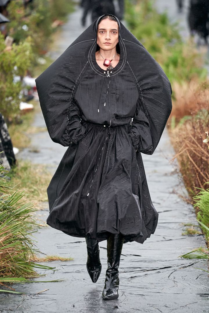 マリーン・セル 2020年春夏コレクションより。