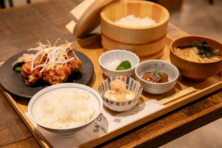抹茶をふんだんに取り入れた和スイーツと和定食ランチが人気 ♪/銀座「SALON GINZA SABOU」