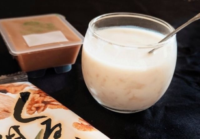 福井県越前市・ふじや食品「越前庵 くるみ胡麻どうふ」公式サイトのアレンジレシピ（クラッシュ胡麻ドリンク）