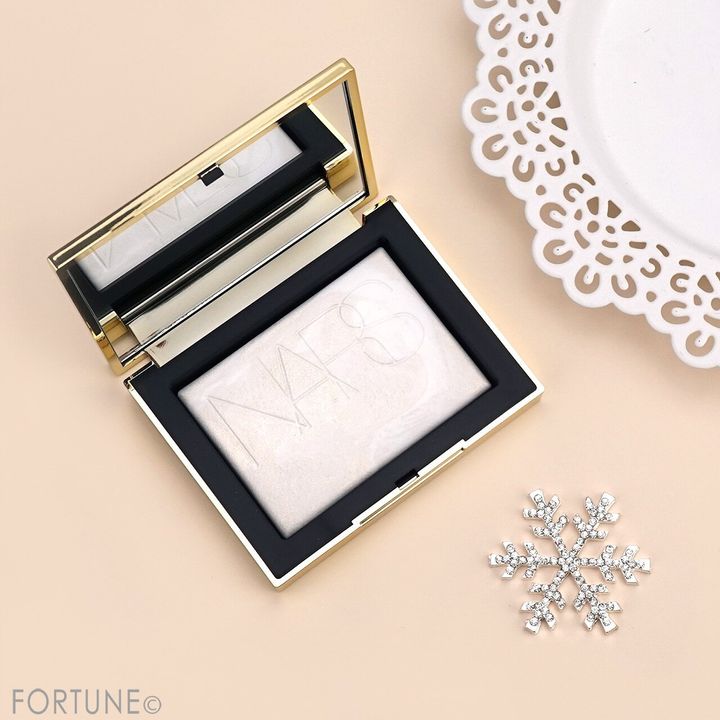 NARS（ナーズ） 2024年クリスマスコフレ ホリデ...