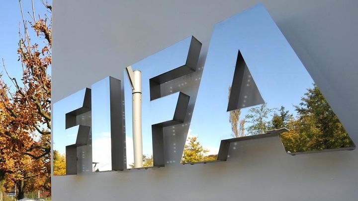 世界のサッカー選手の移籍をめぐる制度に変化か…FIFAが検討開始