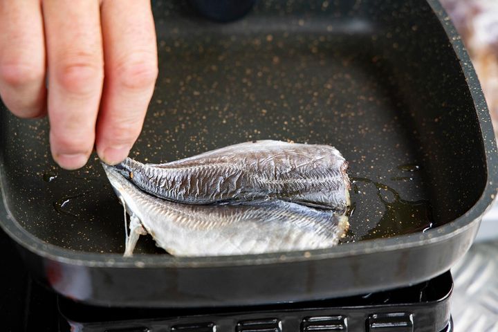 フライパンで焼く