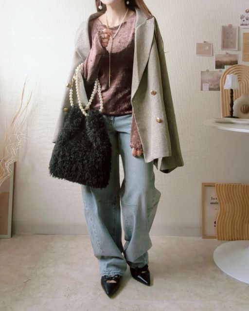 ジャケットとTT*チュールベロアHNPOのコーデ