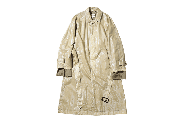 〈メゾン マルジェラ〉のトレンチコート