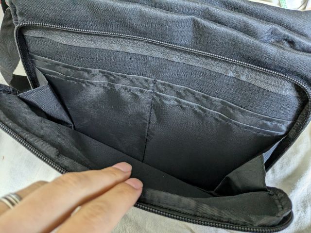 内ポケット1