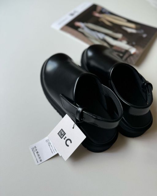 UNIQLO：Cのクロッグシューズのストラップ