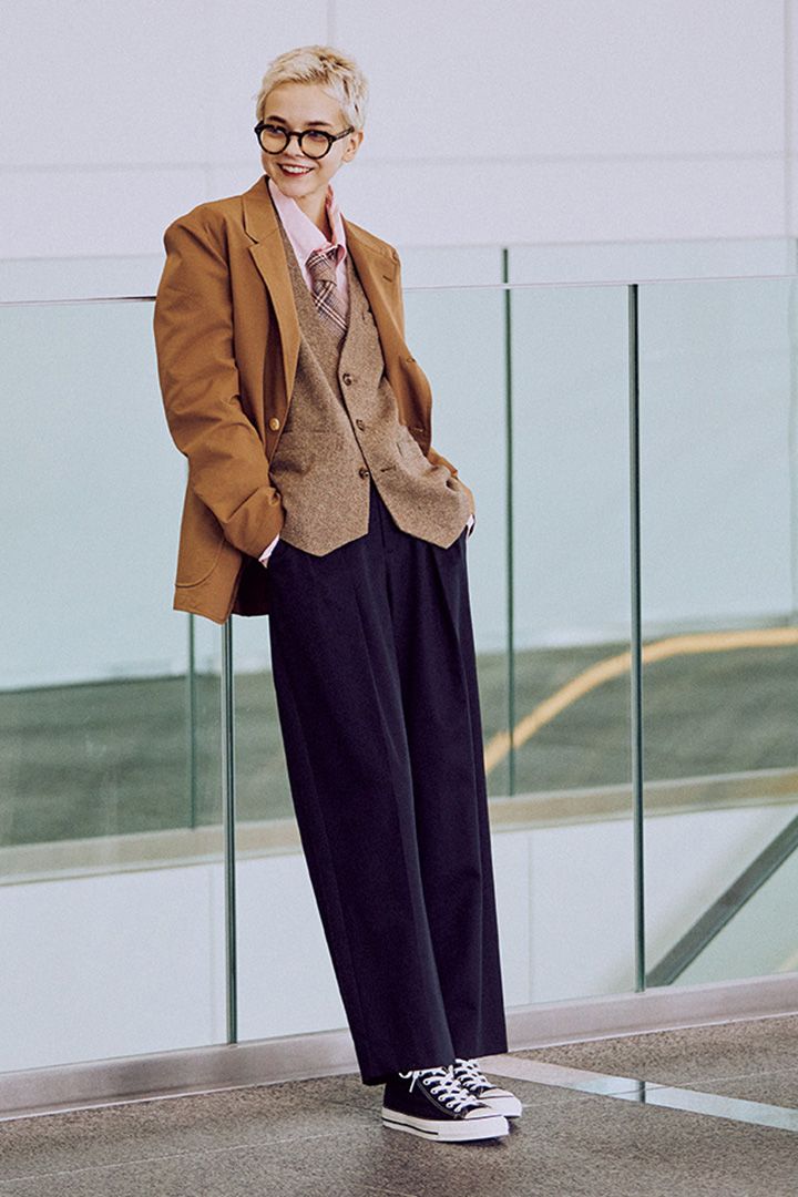 やっぱり王道スタイルはオシャレ！ スニーカーのはずしもgood【本日のFUDGE GIRL-10月16日】