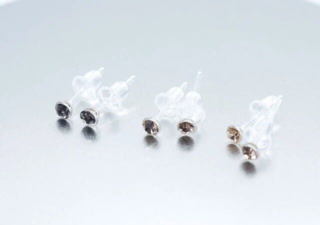 ダイソー セット樹脂ピアス（ライトカラー）